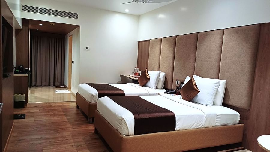 PREMIUM ROOM 2