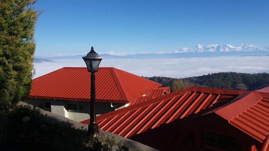 Ojaswi Himalayan Resort, Mukteshwar Nainital Roof View Ojaswi Himalayan Resort Mukteshwar 2
