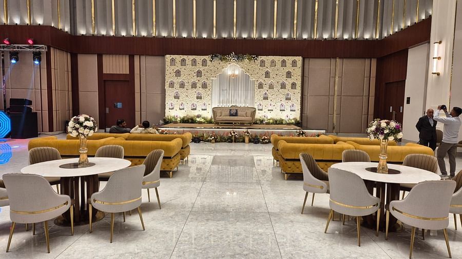 Cosy seating area with contemporary furniture and a warm, inviting ambience at Ramada by Wyndham Sonipat Murthal