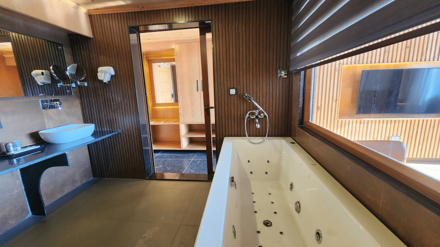 Family penthouse view with jacuzzi