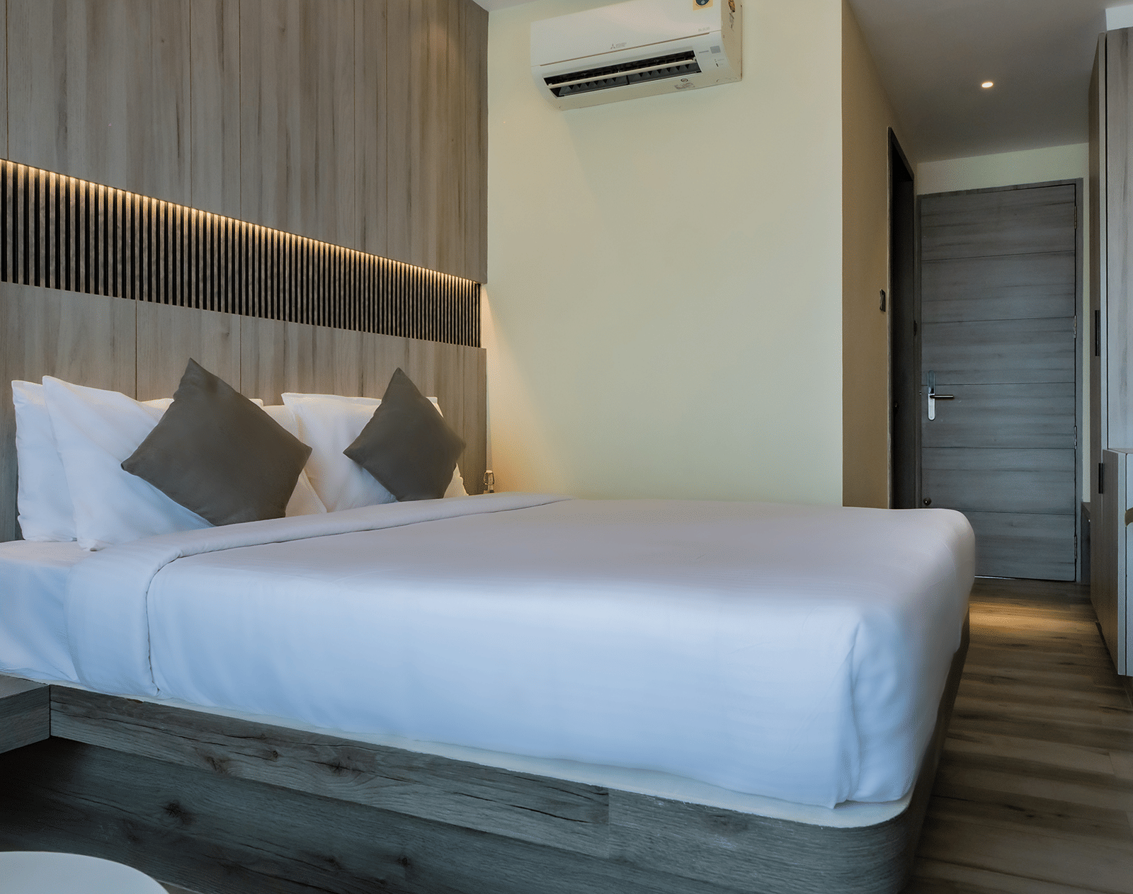 ACMY-Standard-Room-4
