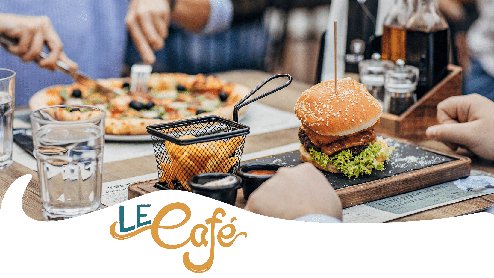 Le cafe website banner -06