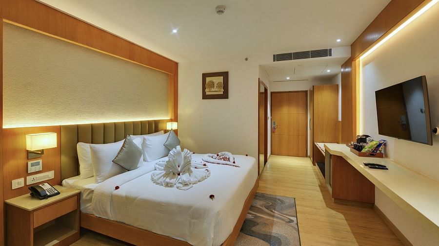 1650x928-Clarion-Room1
