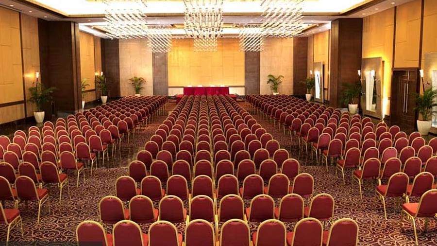 Convention Centre 2 The Retreat Hotel and Convention Centre Malad Mumbai x32ele ggf8nc