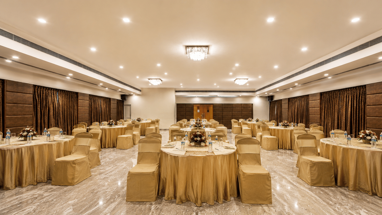 Vantage Hall 1