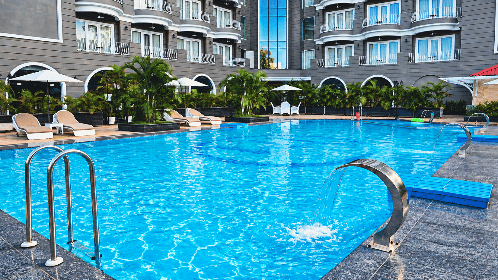 Pool 2