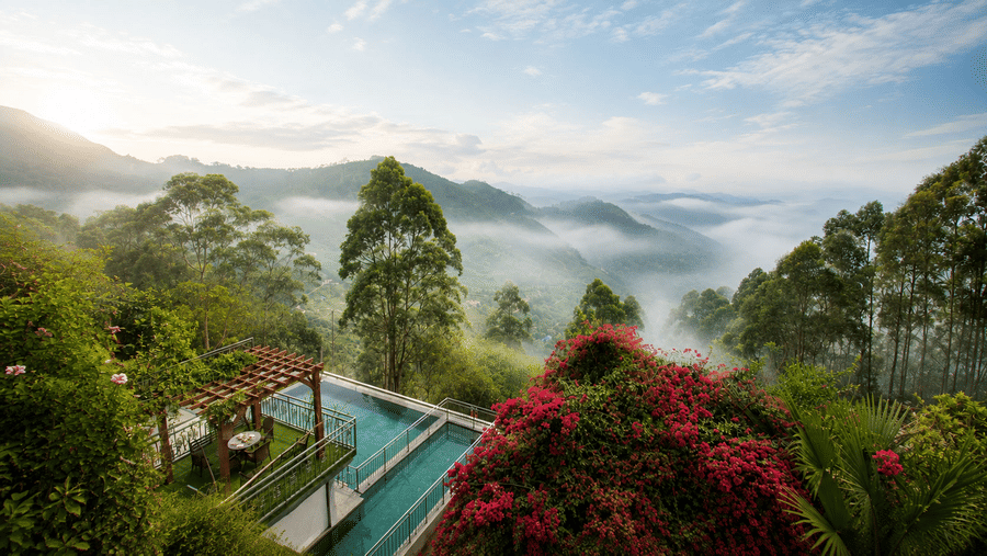 infinity-pool-at-fragrant-nature-munnar