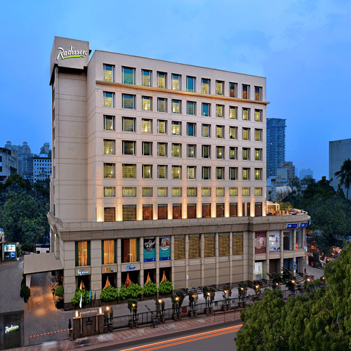 Facade Radisson Mumbai Goregaon 2