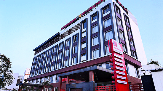 Facade of our hotel in Chennai 02