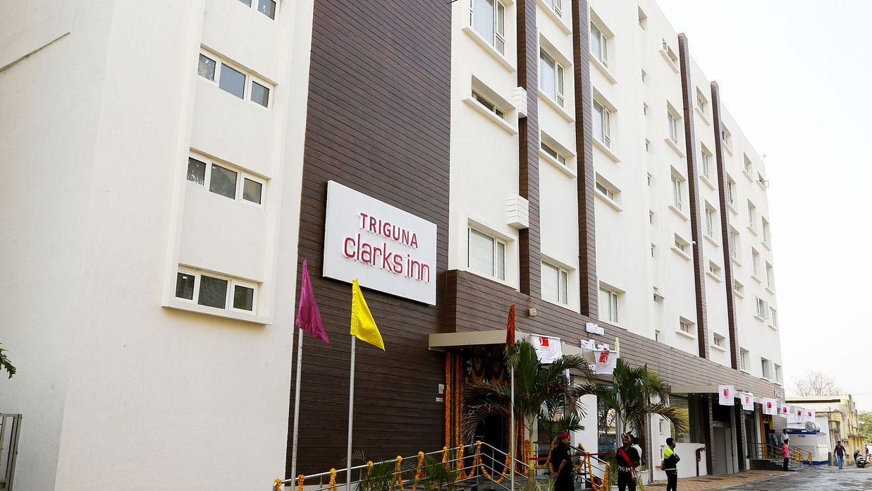 Facade of our hotel in Kurnool02