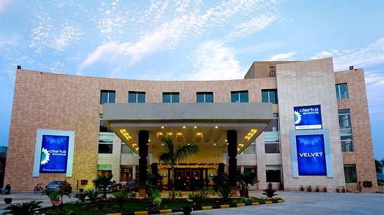 Facade 03