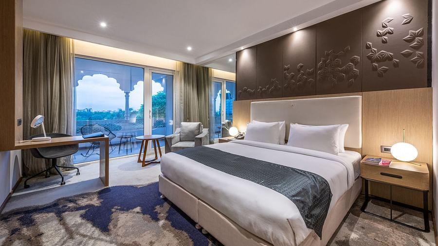 Premier Rooms in Raipur01