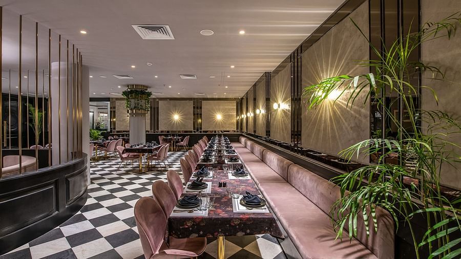 Restaurant 01