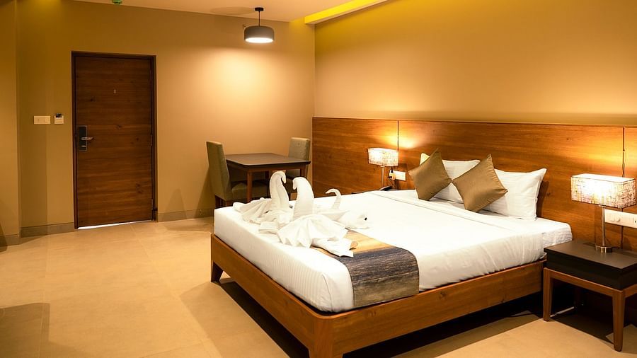 Room 03