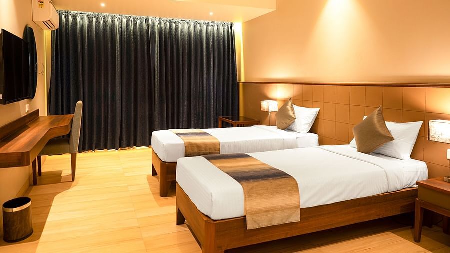 Room 04