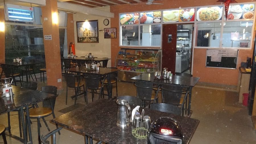 Restaurnats in Bangalore, Online Suites ,Dine Near Narayana Hrudayalaya 00839