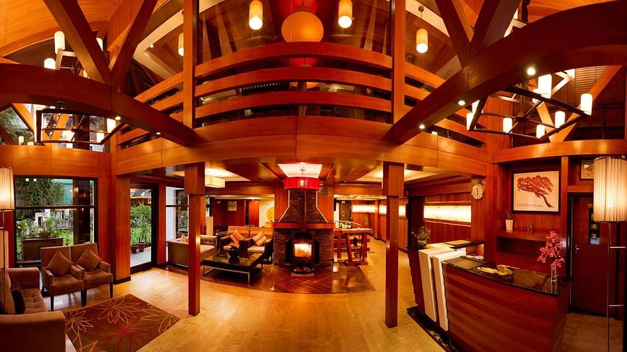 Renest Manalai - Interiors of the lobby 2