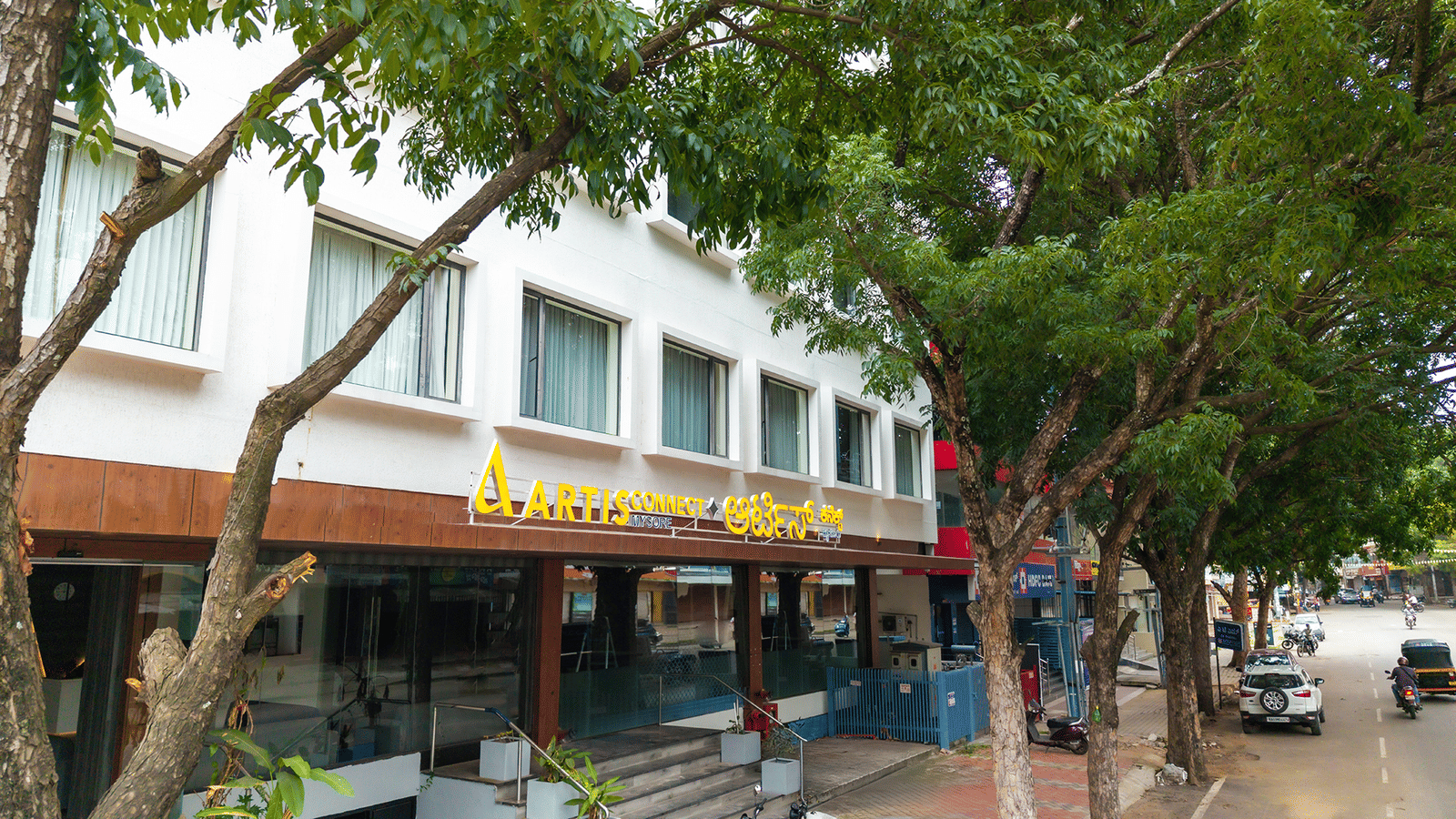 ACMY-Facade-Entrance