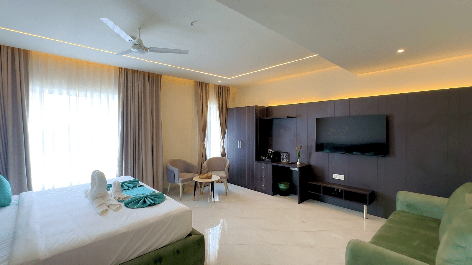 Skyline Suites