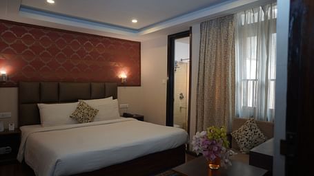 Standard Room (2)
