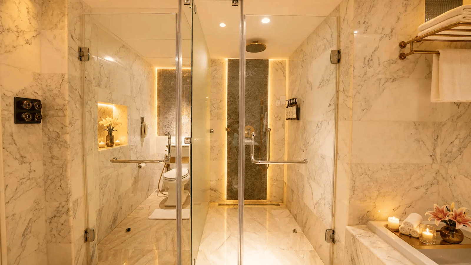 Royal-Dutch-Suite-with-Private-Terrace-Bathroom-1
