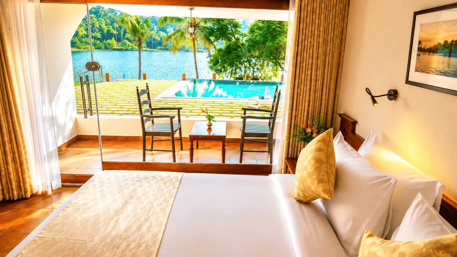 Lake-View-Family-Cottage-with-Private-Pool-Room-3