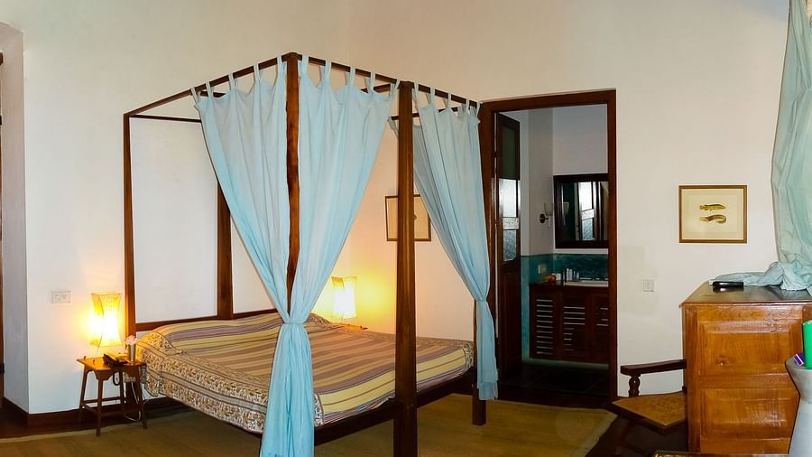 Crown Prince of Denmark - Sea View Room, The Bungalow on the Beach Tranquebar, Hotels In Nagapattinam