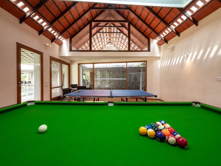 The Birchwood Retreat - view of pool table