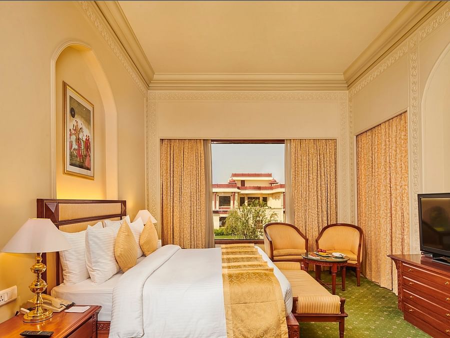 THE UMMED JODHPUR - PRINCELY SUITE 