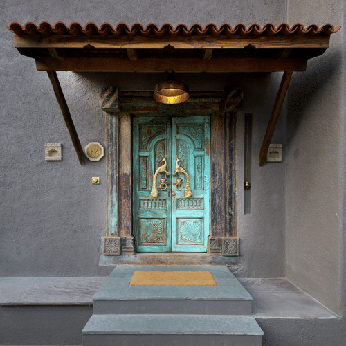 Vintage yet Royal Door