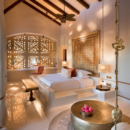 Picturesque Room with royal interiors