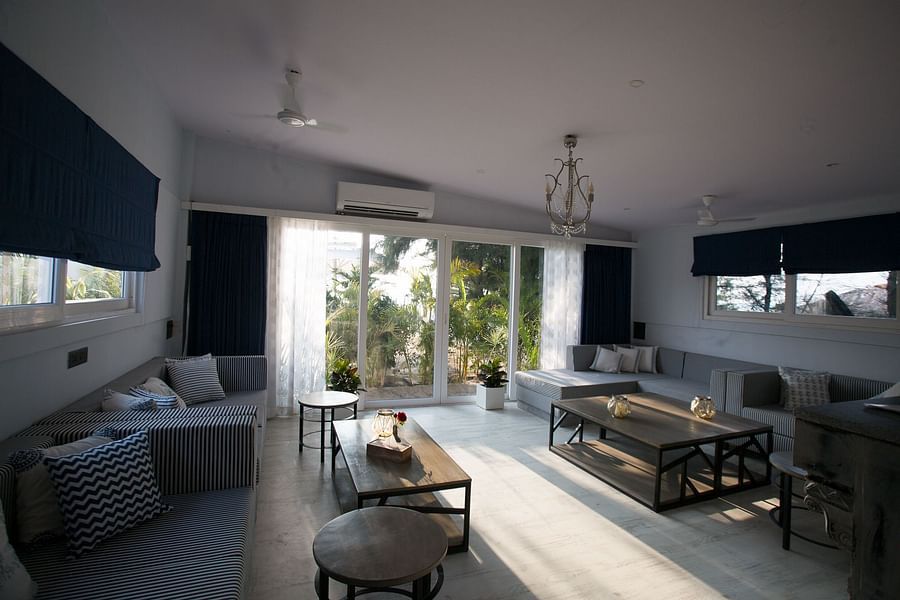 alt-text Hotel Rooms in Morjim, Living Room Beach Resort, Goa 3