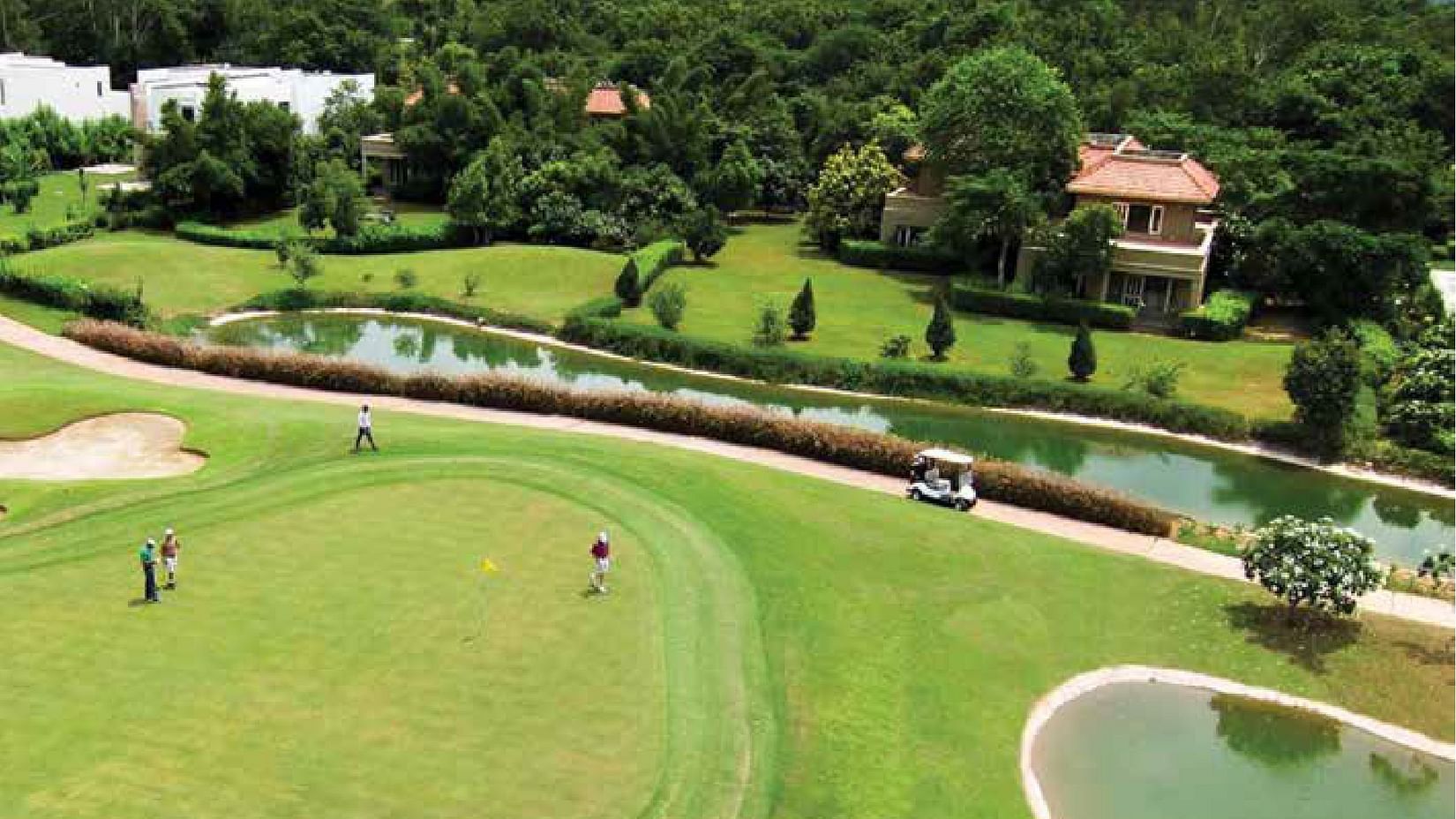 An aerial view of the golf course at Karma Lakelands.