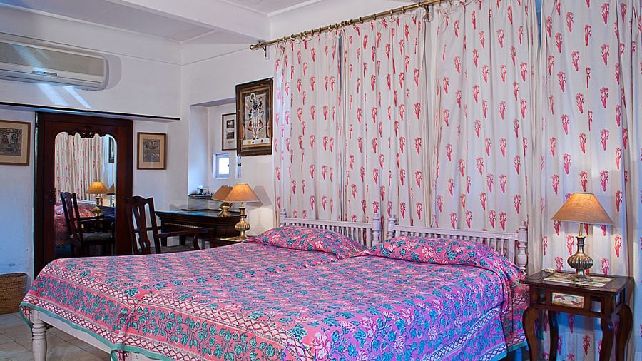 Neemrana Fort-Palace - 15th Century, Delhi-Jaipur Highway Neemrana Hari Vilas - Pool / Mountain View Neemrana Fort-Palace Alwar Rajasthan
