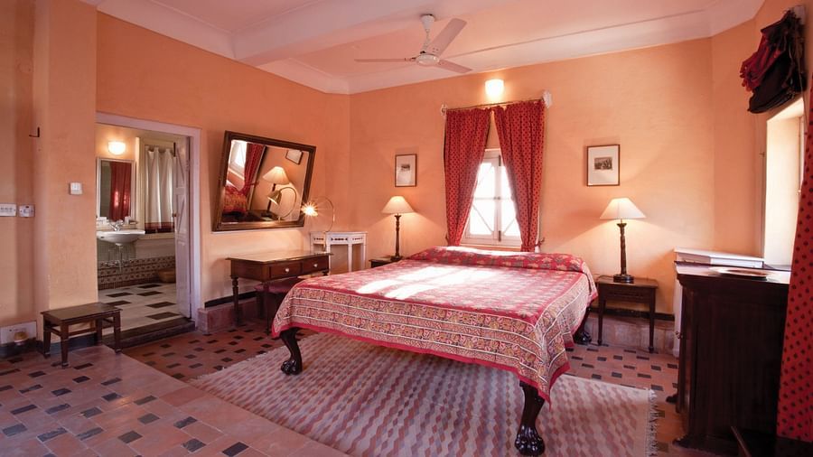 Neemrana Fort-Palace - 15th Century, Delhi-Jaipur Highway Neemrana Meru Mahal - Mountain View Neemrana Fort-Palace Alwar Rajasthan