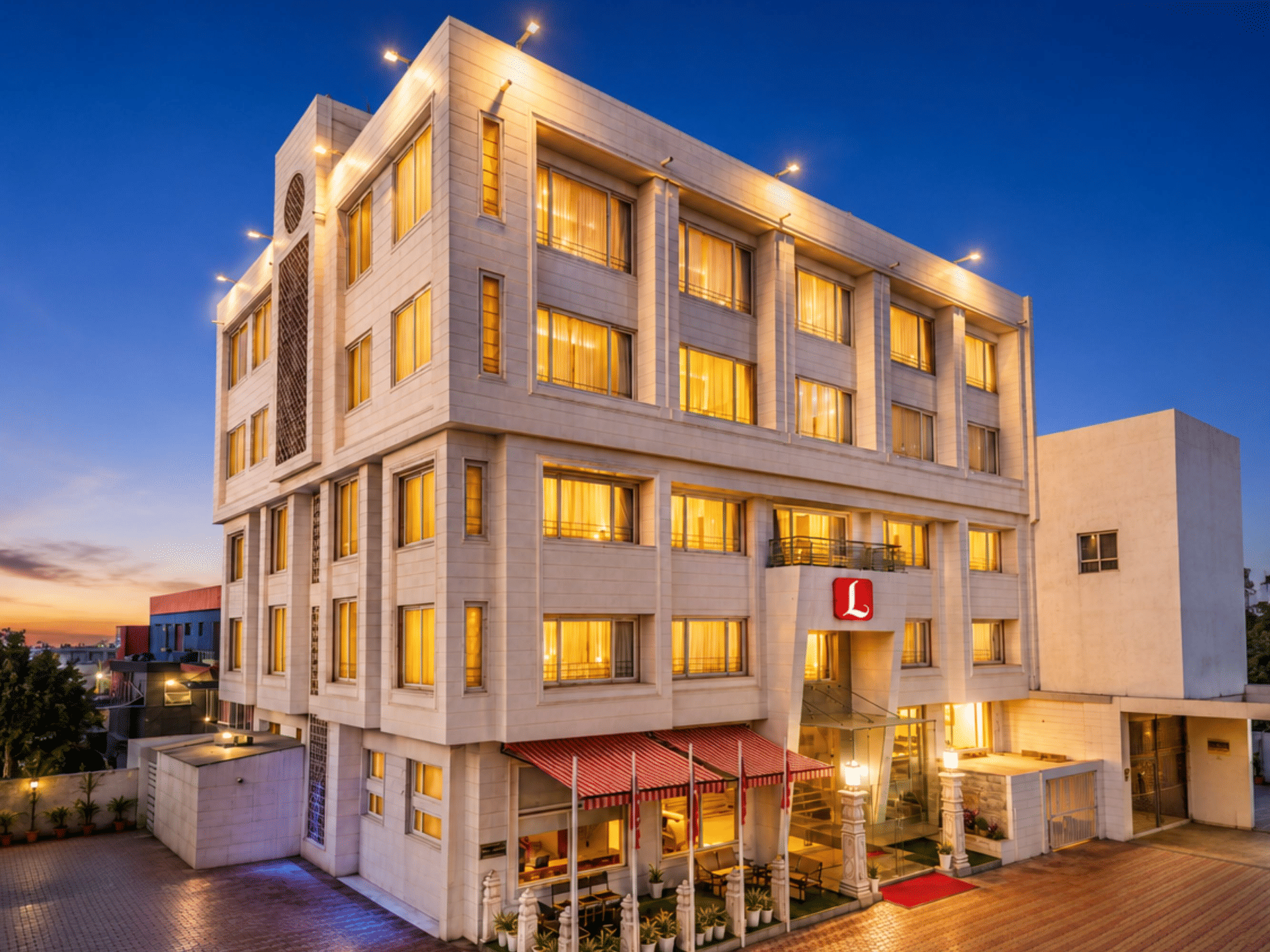 dwarkadish lords eco inn dwarka