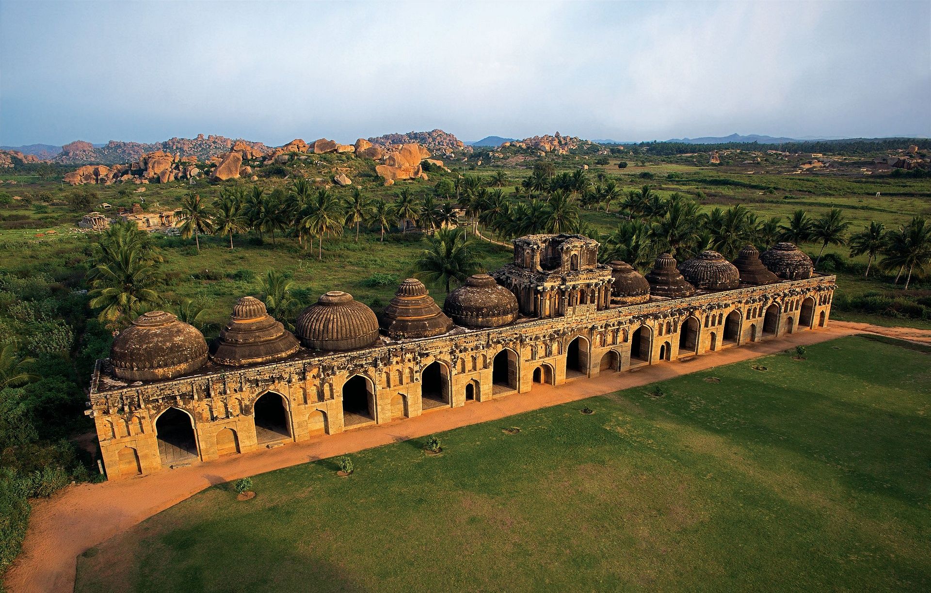 Elephant Stables, Hampi