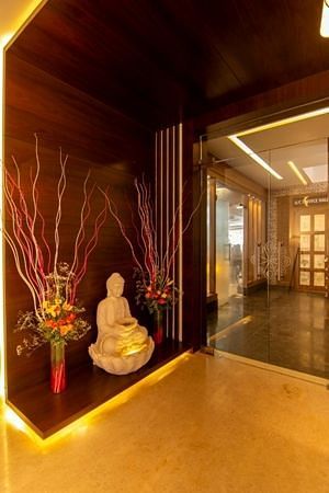 LOBBY1