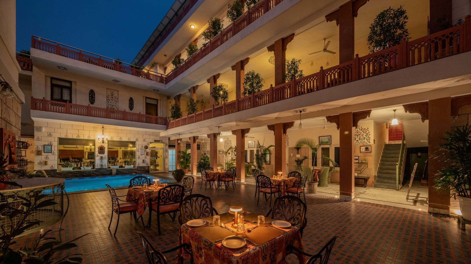 Poolside Courtyard - Boutique Hotel in Jaipur-Suryaa Villa-2