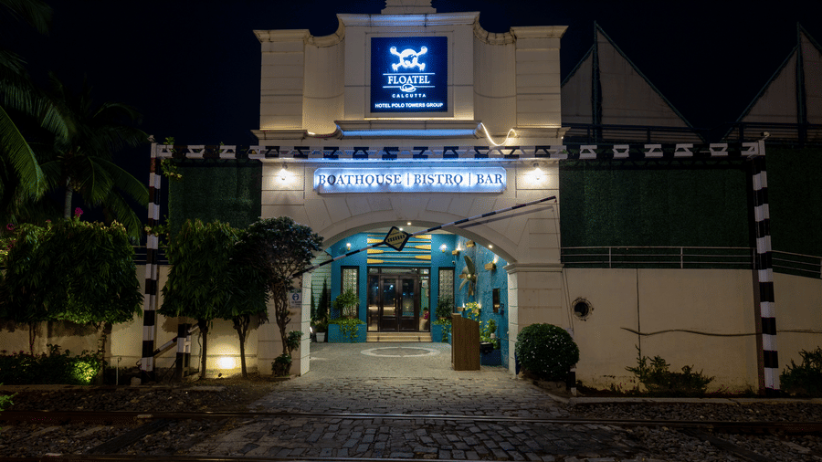Facade image of the the entrance of polo floatel, hotel in Kolkata
