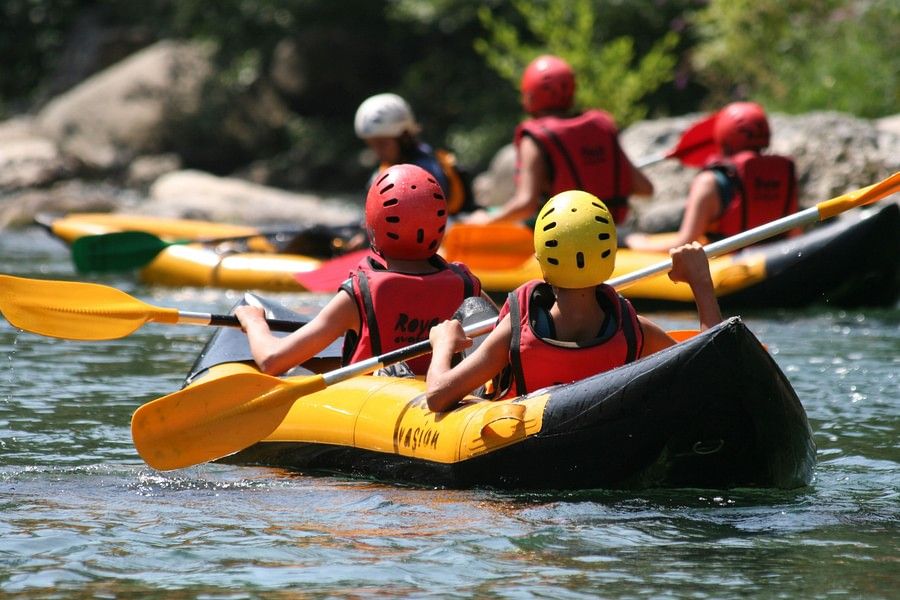 alt-text Kayaking