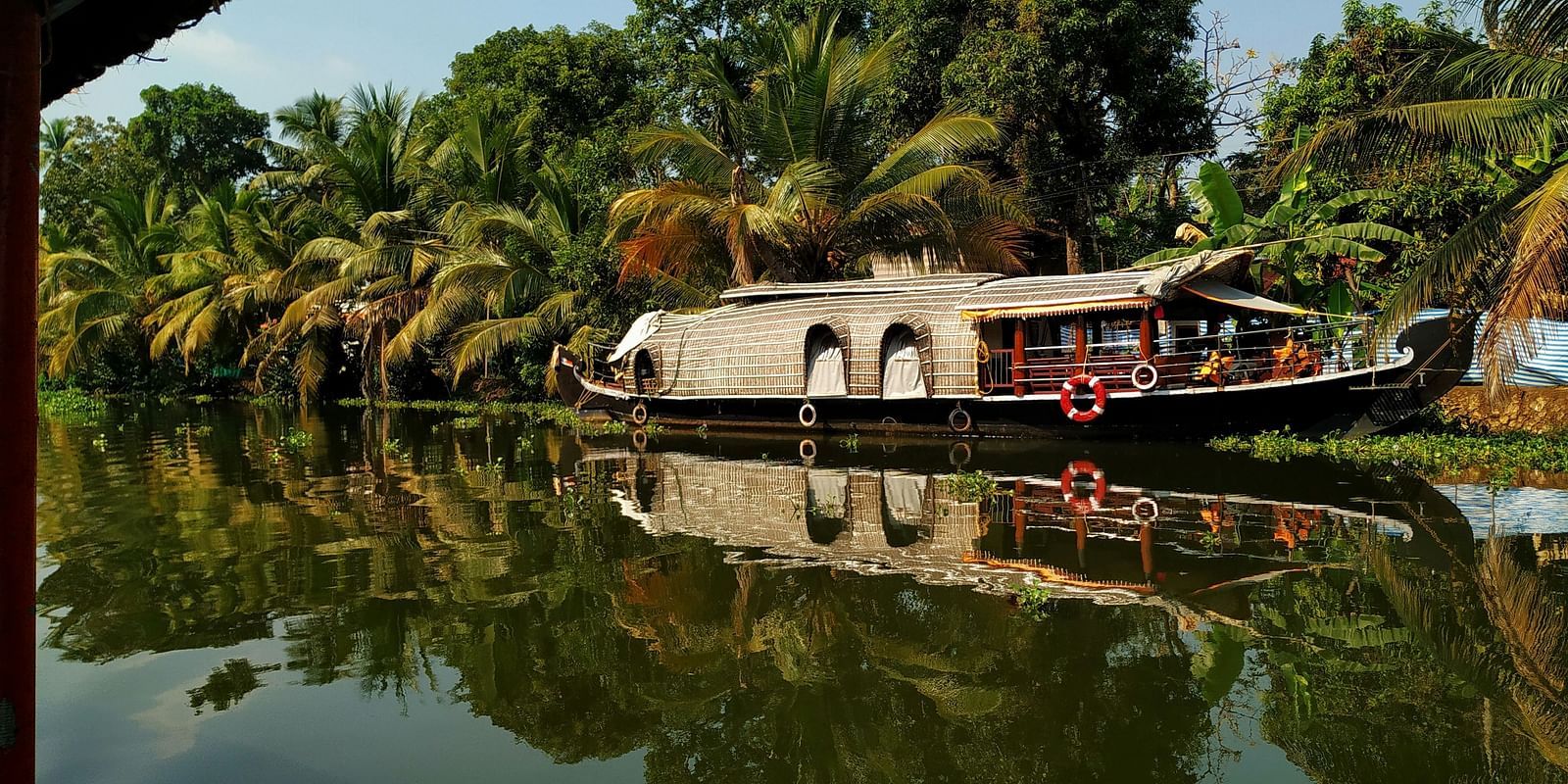 elegant boathouse in Kumarakom captured during the day