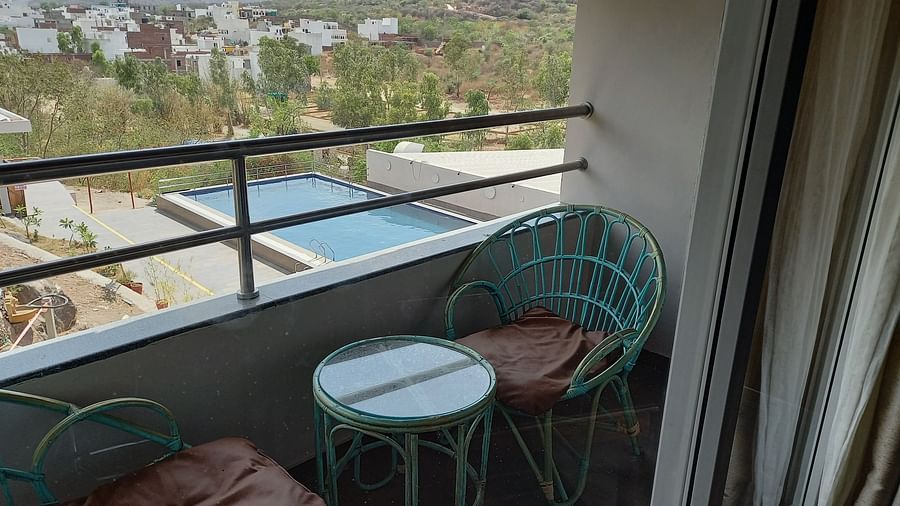 Regal Deluxe Pool View 5