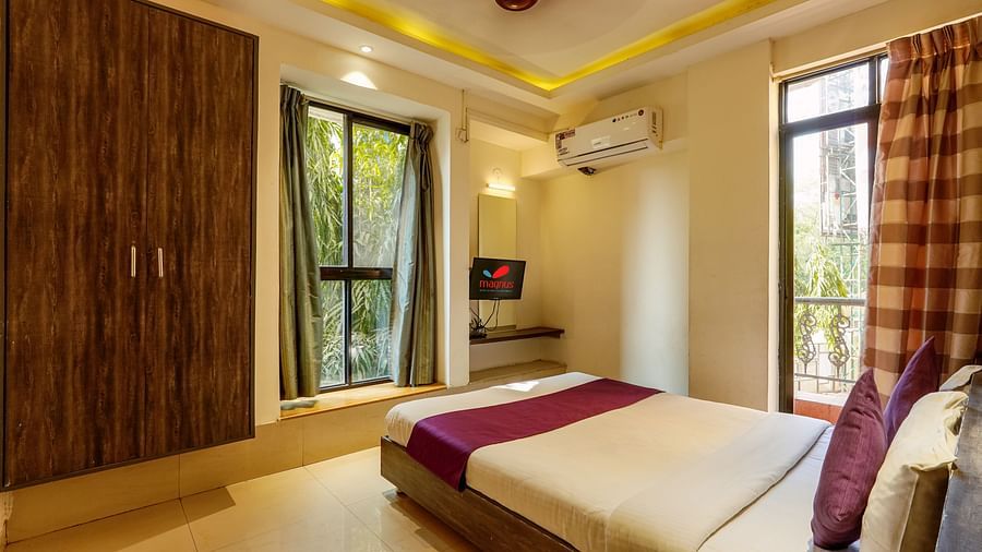 One Bedroom Studio King 1 1