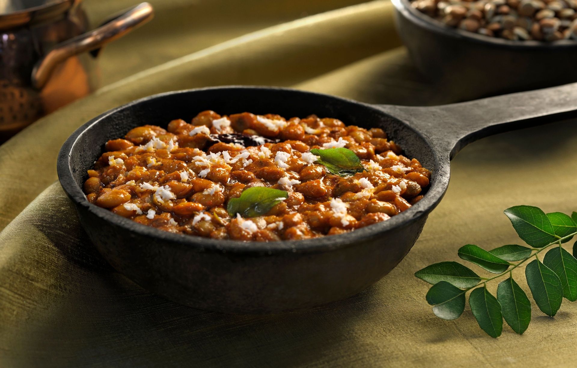 Anapa Ginjala Pulusu: South Indian bean curry.