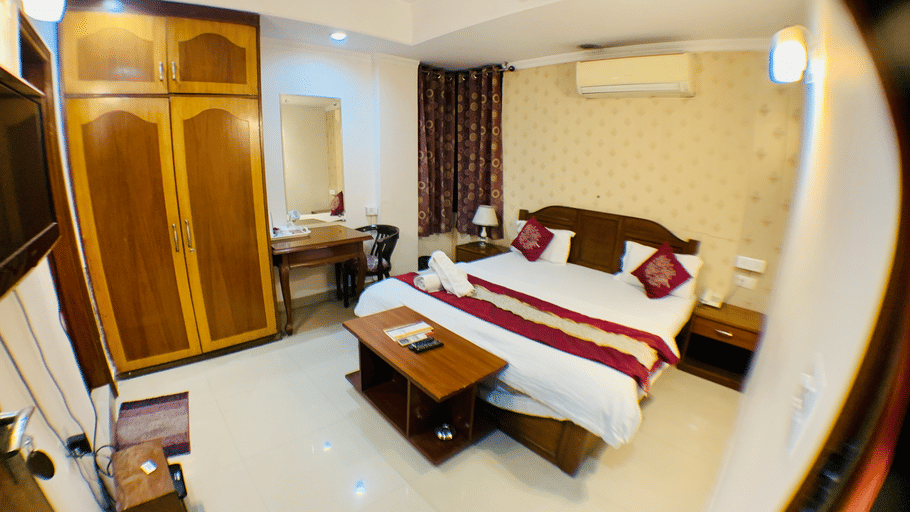 2DF7803C-C590-4793-A9A3-3241A223BEF5 1 201 a