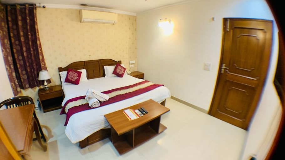 A73AF282-8FB1-4408-8C22-E31995F85A0B 1 201 a