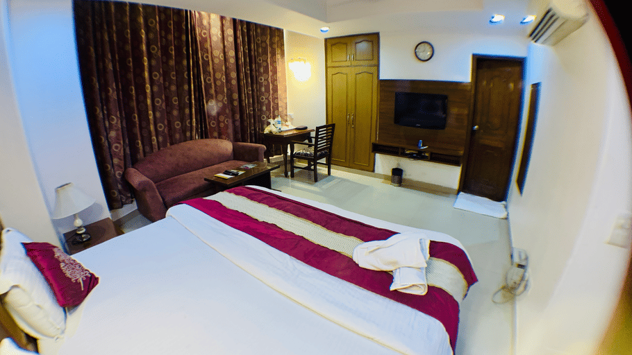 B318C38B-279D-4168-929C-A9B6A0D92B2D 1 201 a