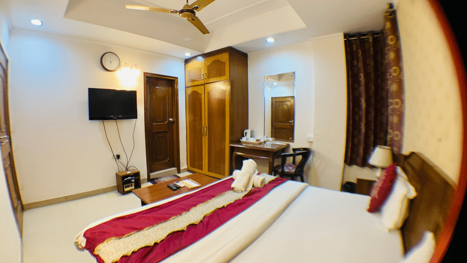 F590714A-4A8A-4A2B-B17C-A59612A5E4F2 1 201 a