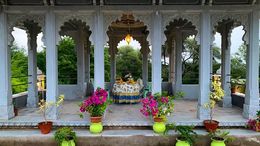 image featuring the outdoor dining arrangement at Dev Shree, Deogarh with beautiful views all around